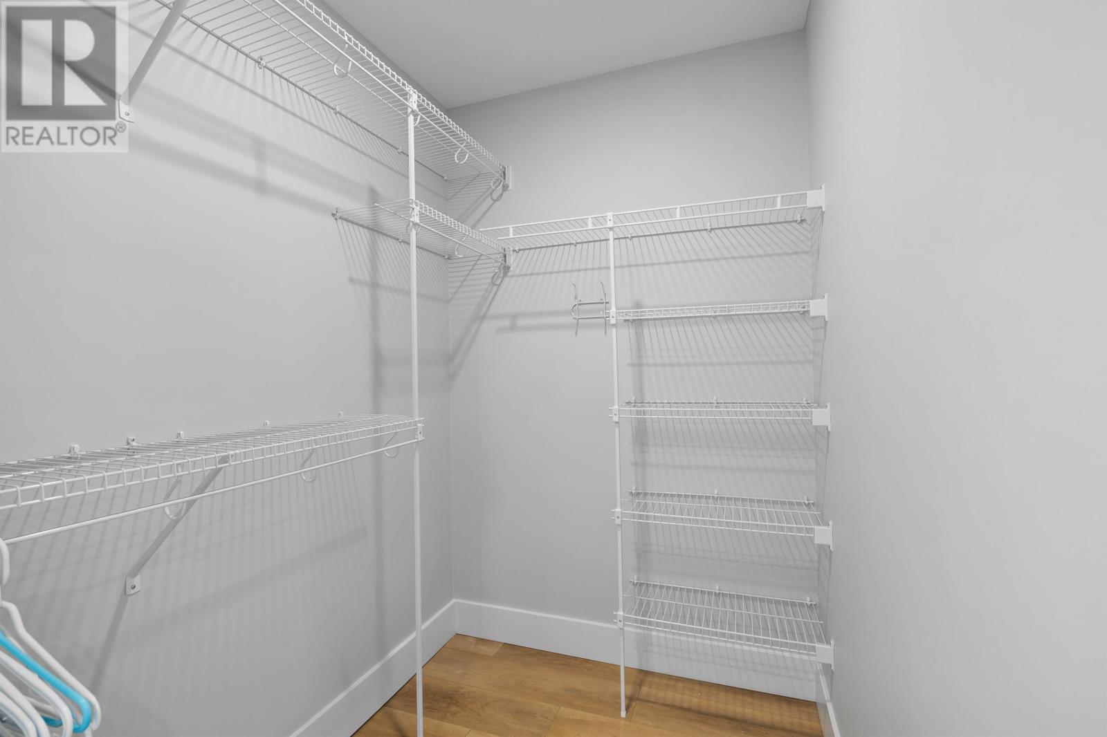 #303 18 GILBERT DRIVE - 40