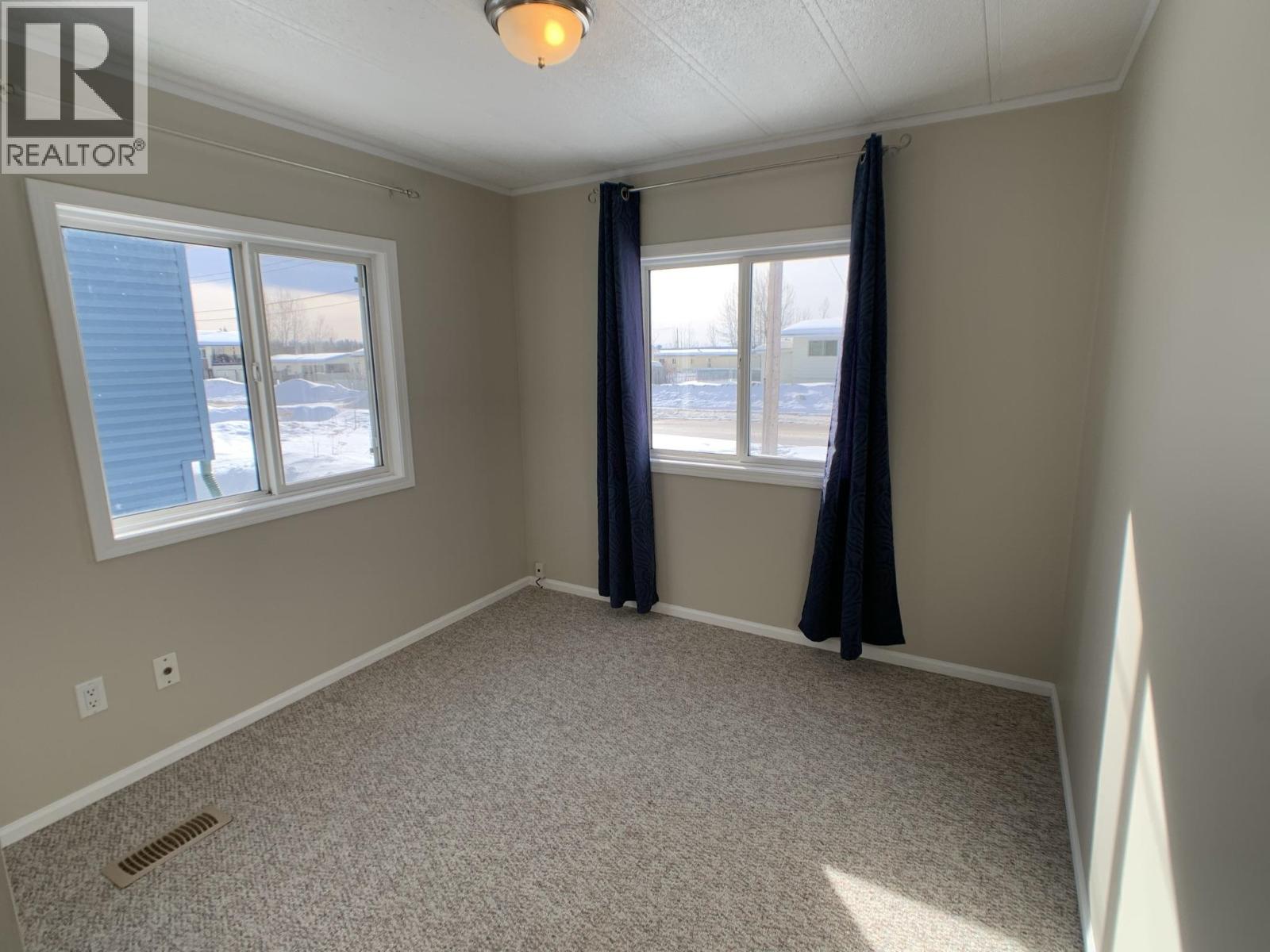 4028 POPLAR AVENUE, Fort Nelson