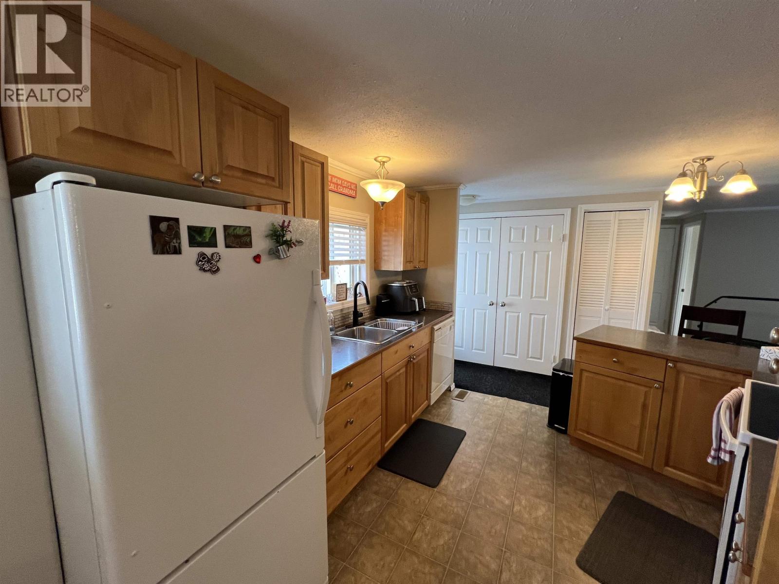 4028 POPLAR AVENUE, Fort Nelson