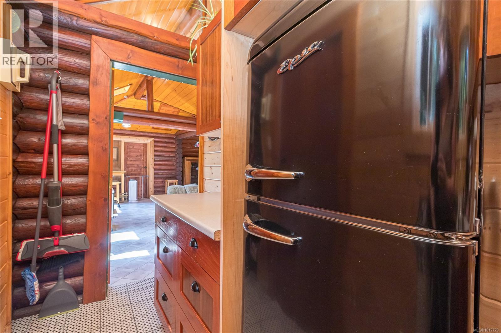 3626 Christina Dr, Cobble Hill