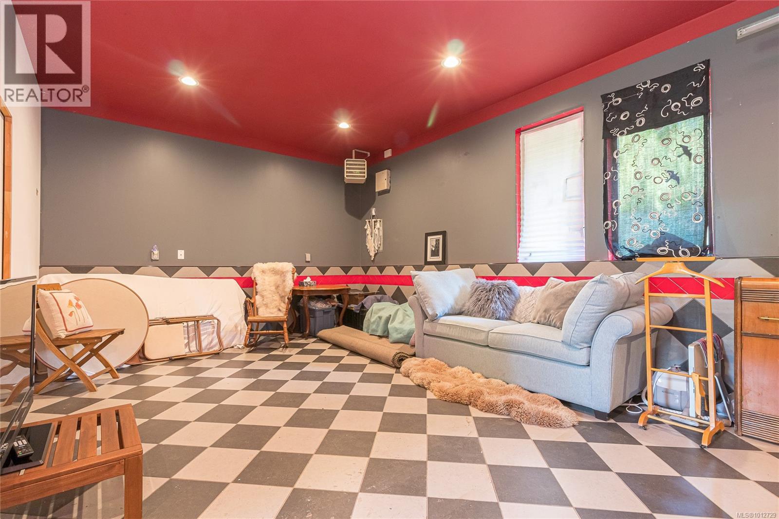 3626 Christina Dr, Cobble Hill