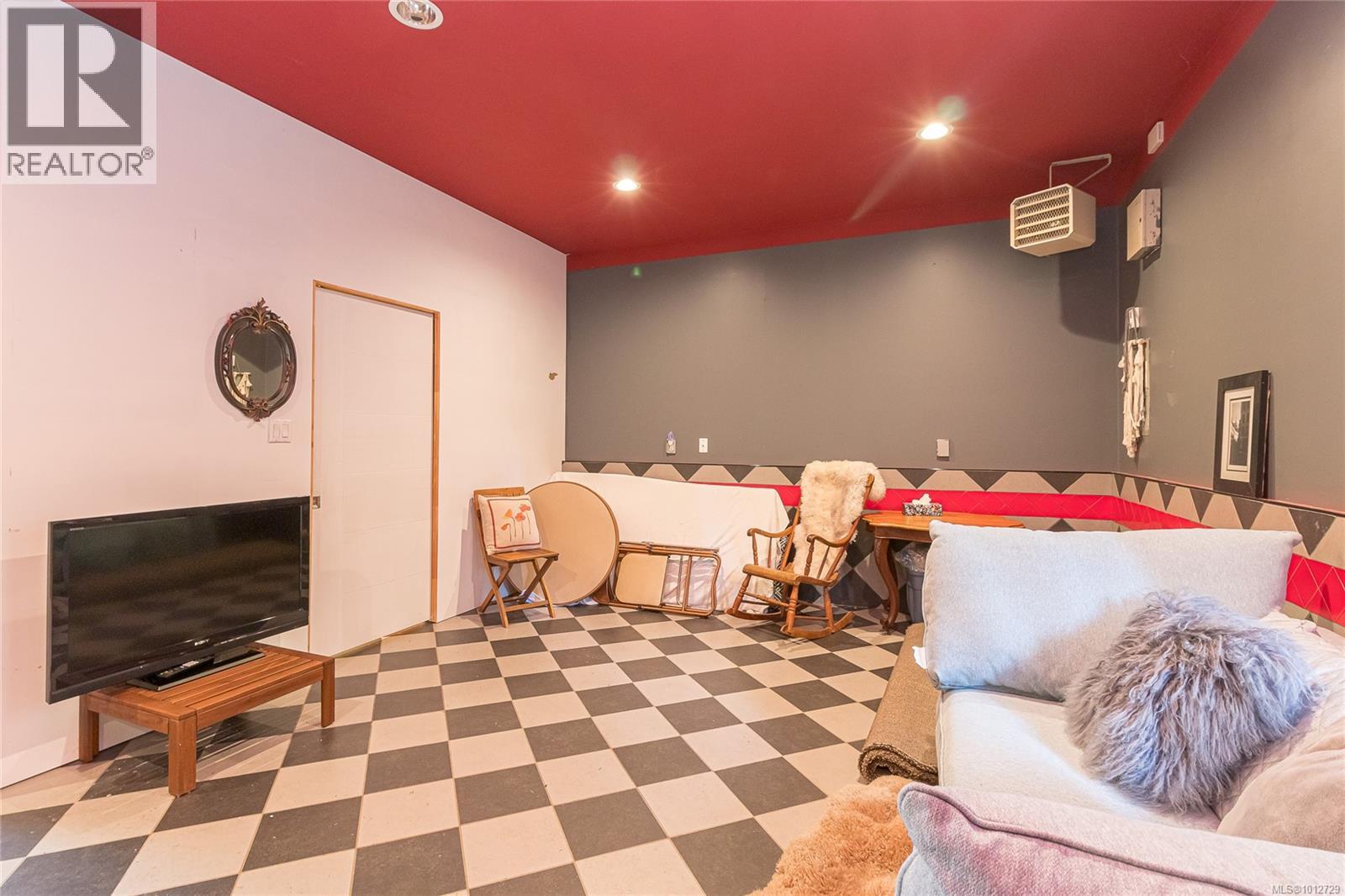 3626 Christina Dr, Cobble Hill