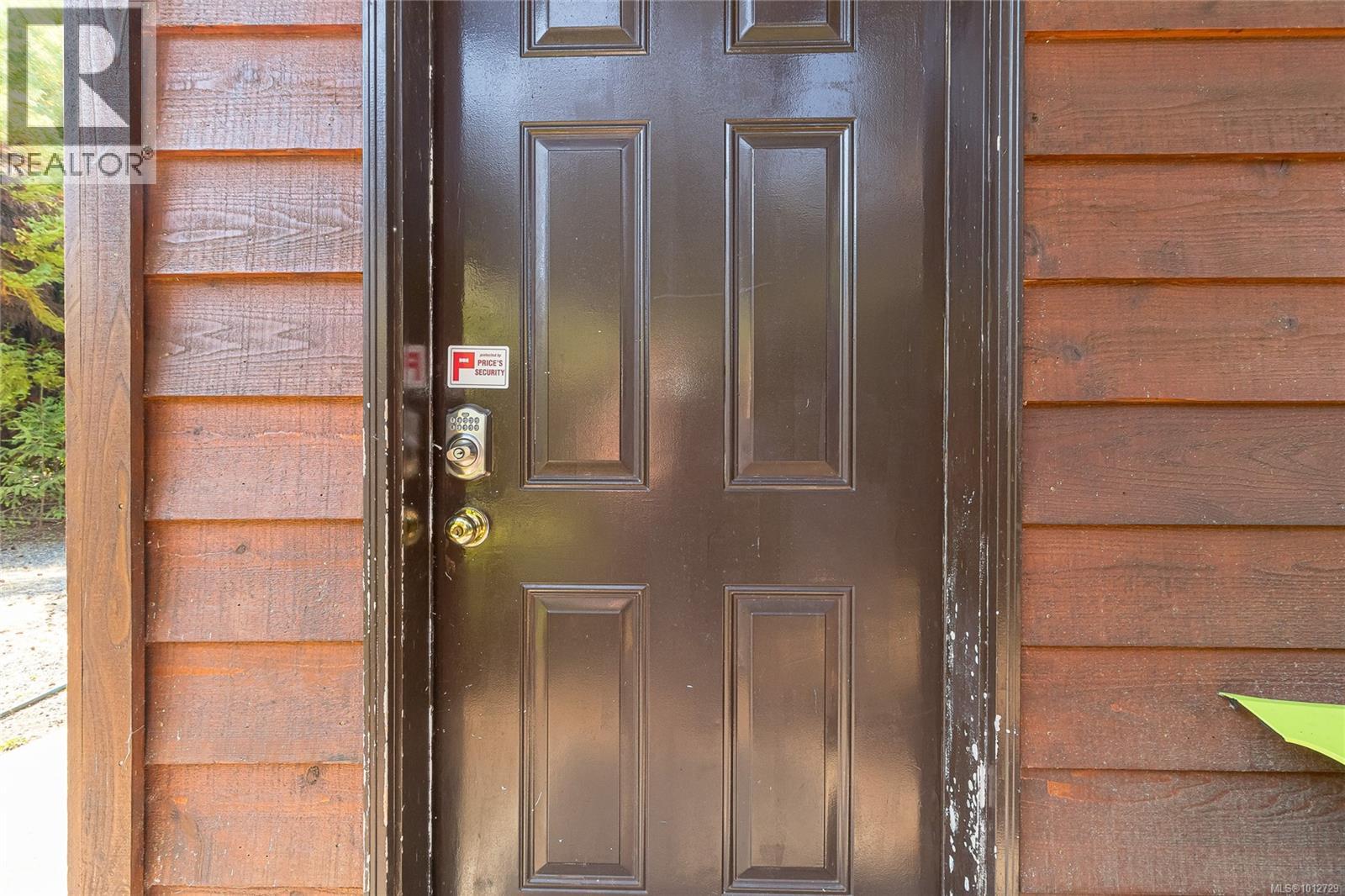 3626 Christina Dr, Cobble Hill