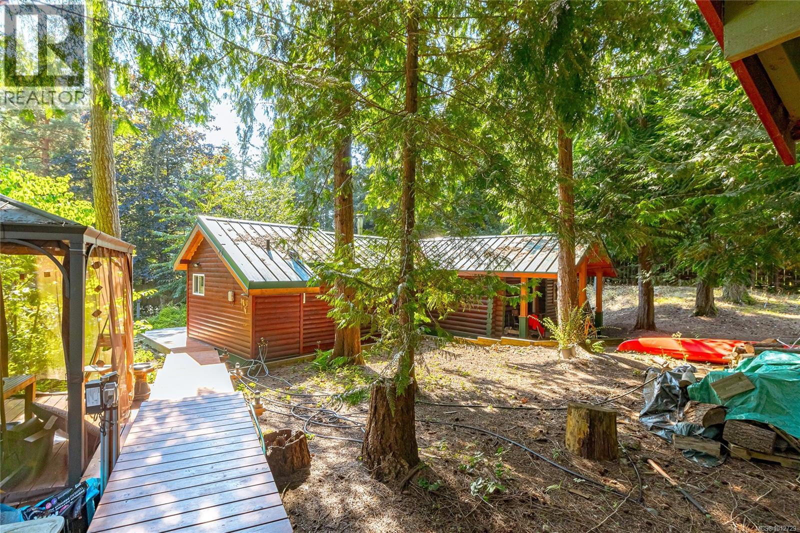 3626 Christina Dr, Cobble Hill