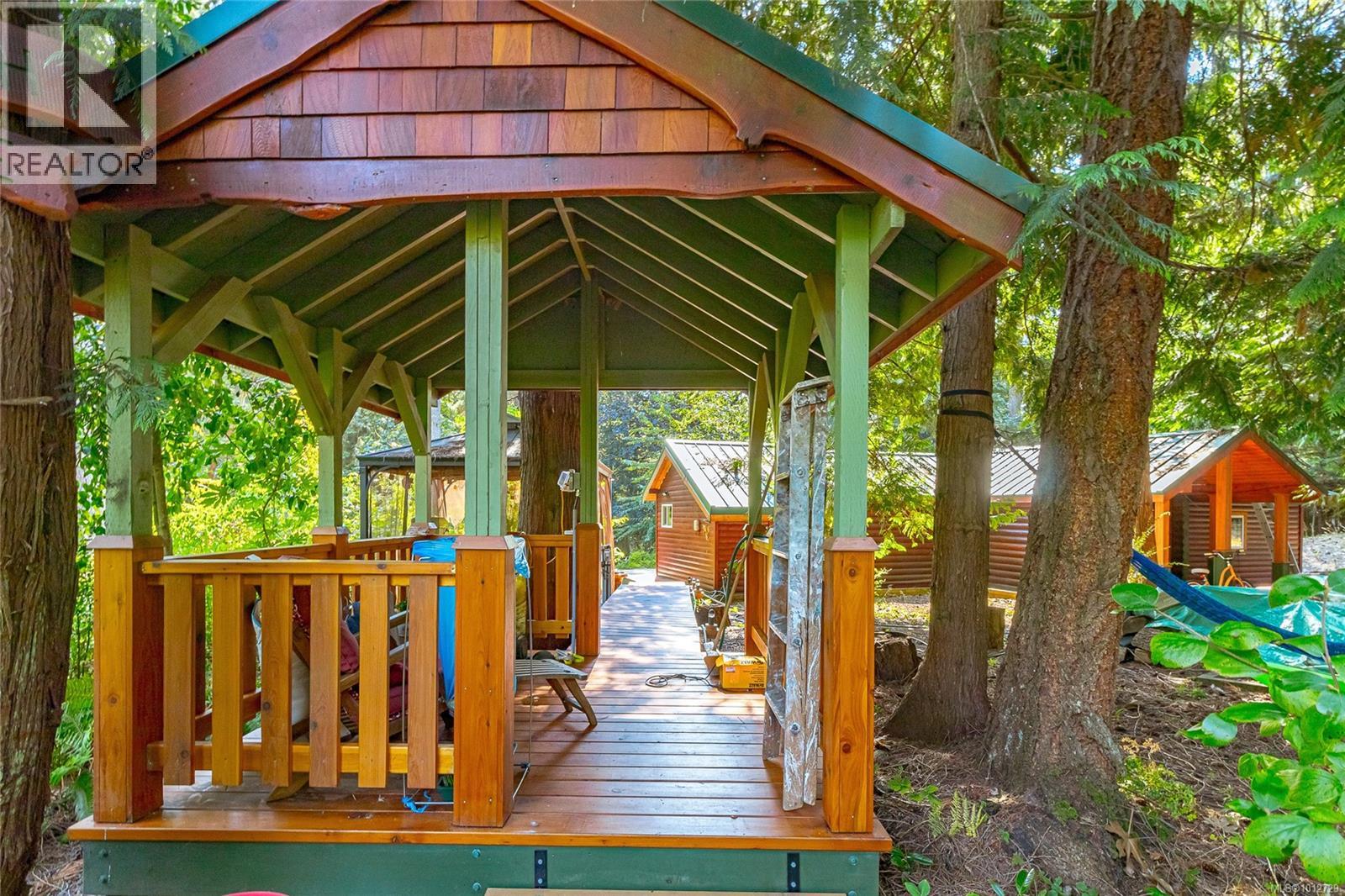 3626 Christina Dr, Cobble Hill