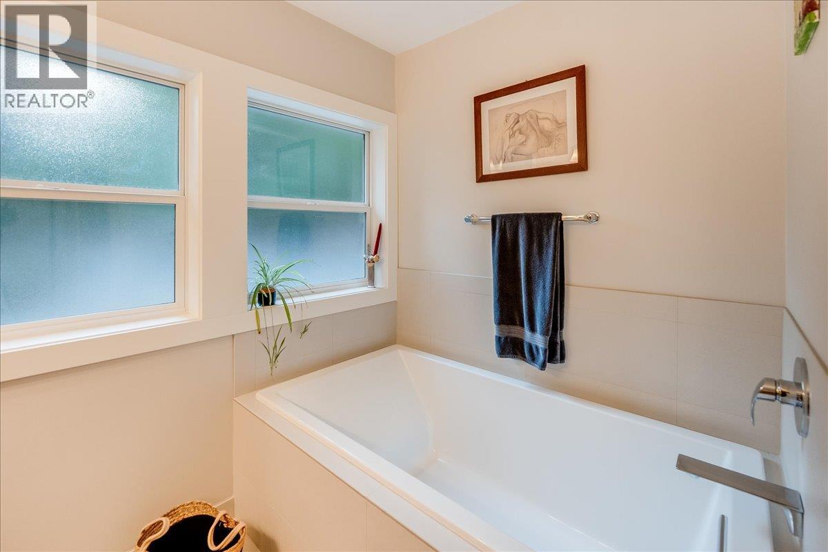 2283 Crystal Springs Road, Nelson