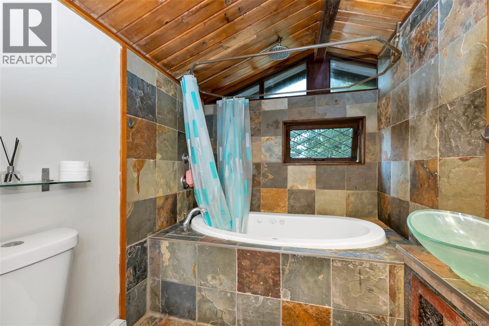  2127 French Road South, Sooke