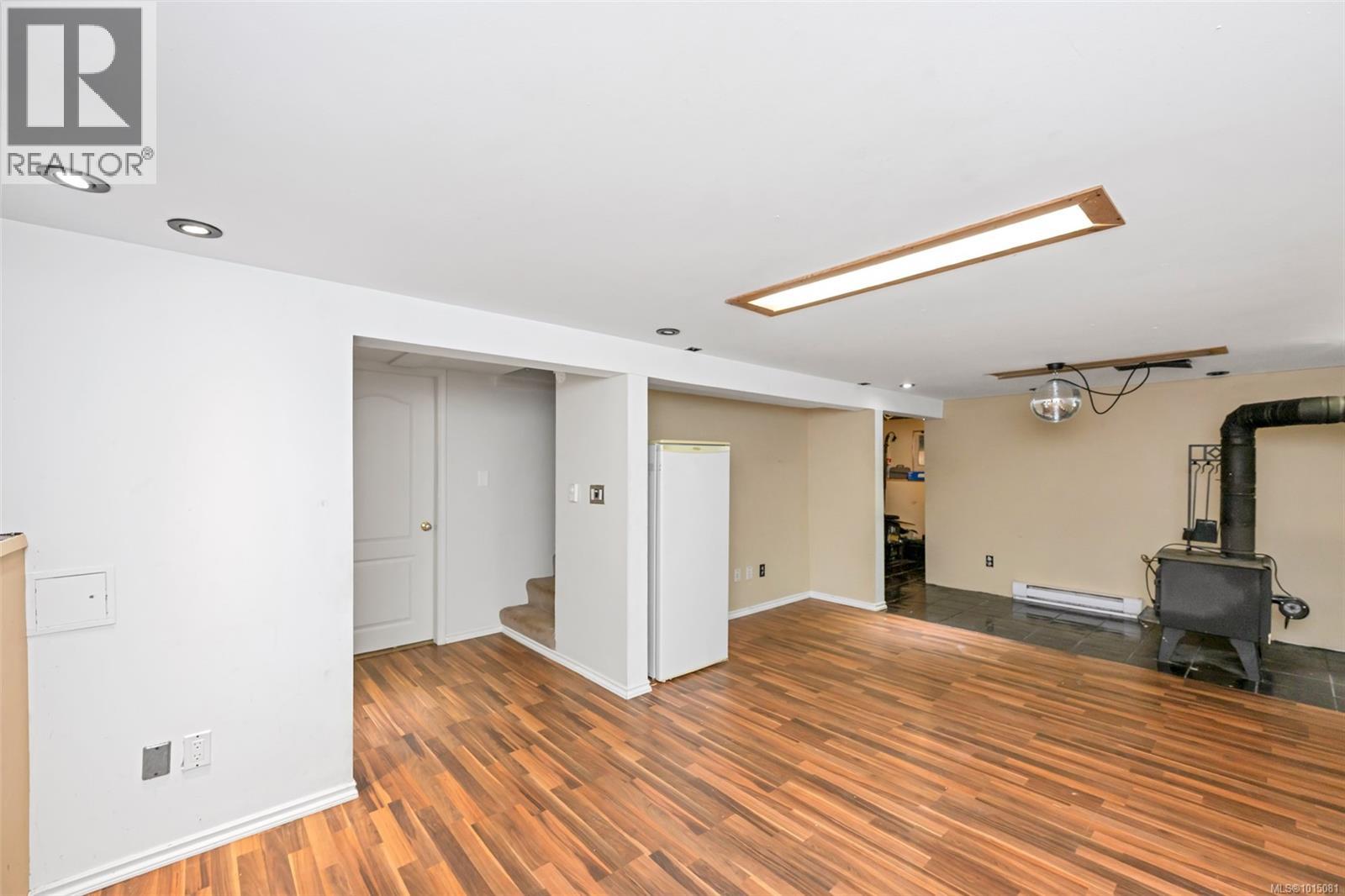  2127 French Road South, Sooke