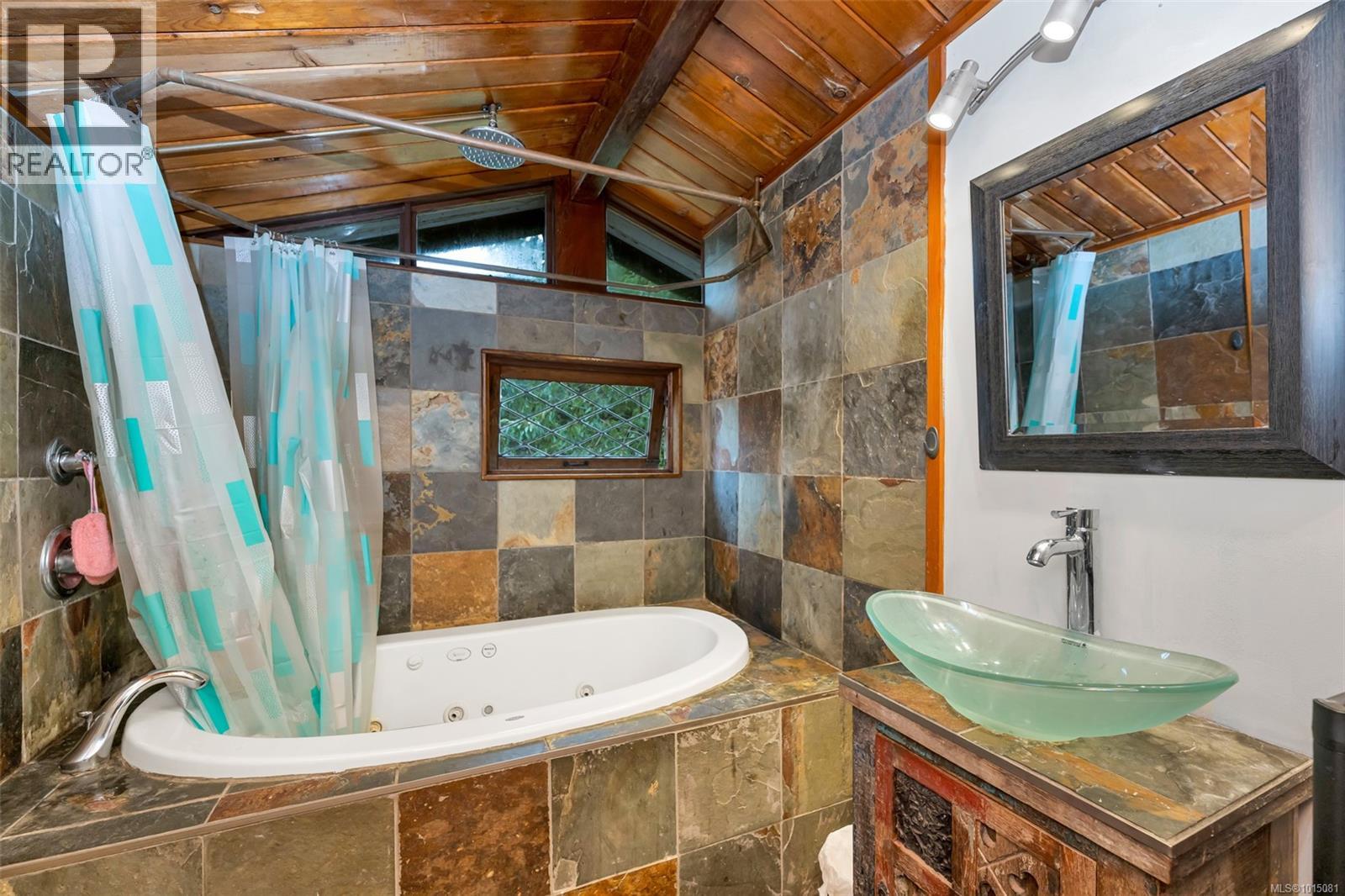  2127 French Road South, Sooke