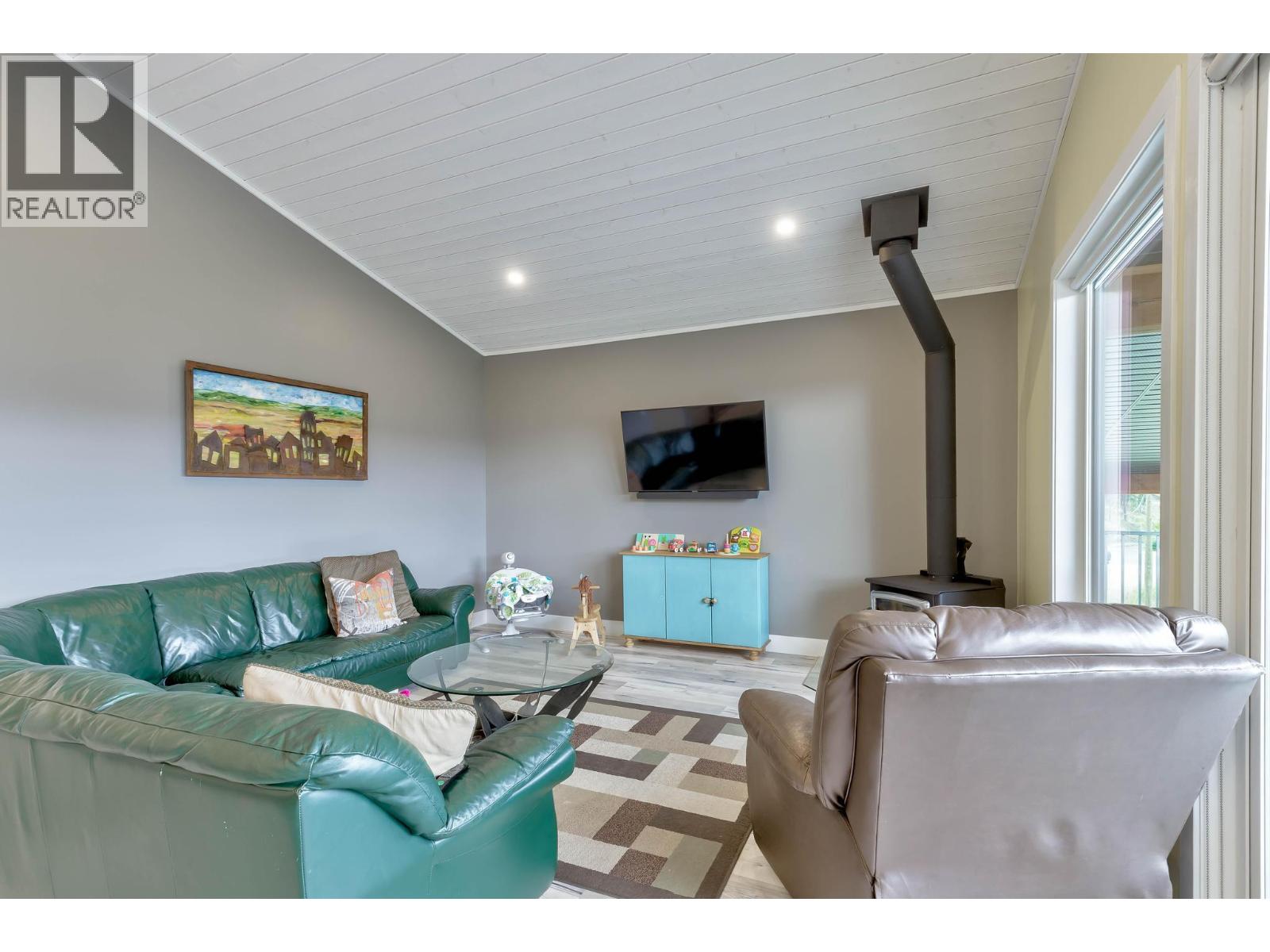 4555 Ottley Road, Lake Country