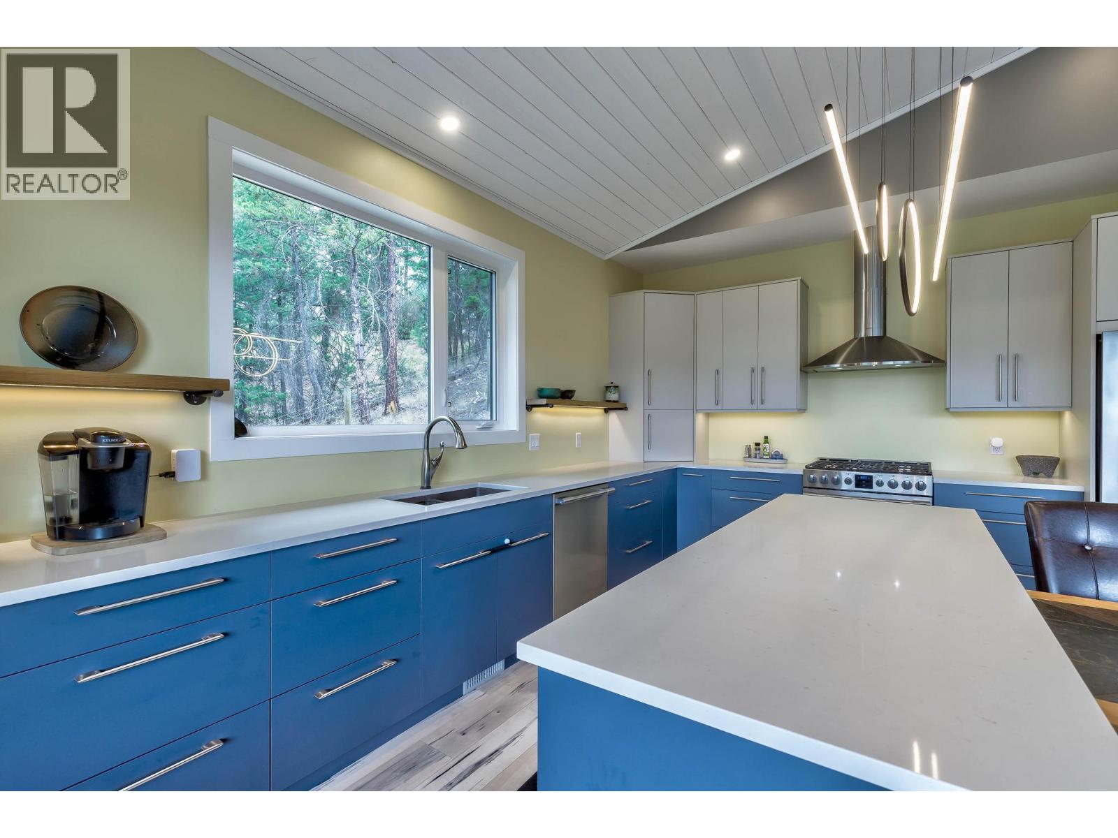 4555 Ottley Road, Lake Country