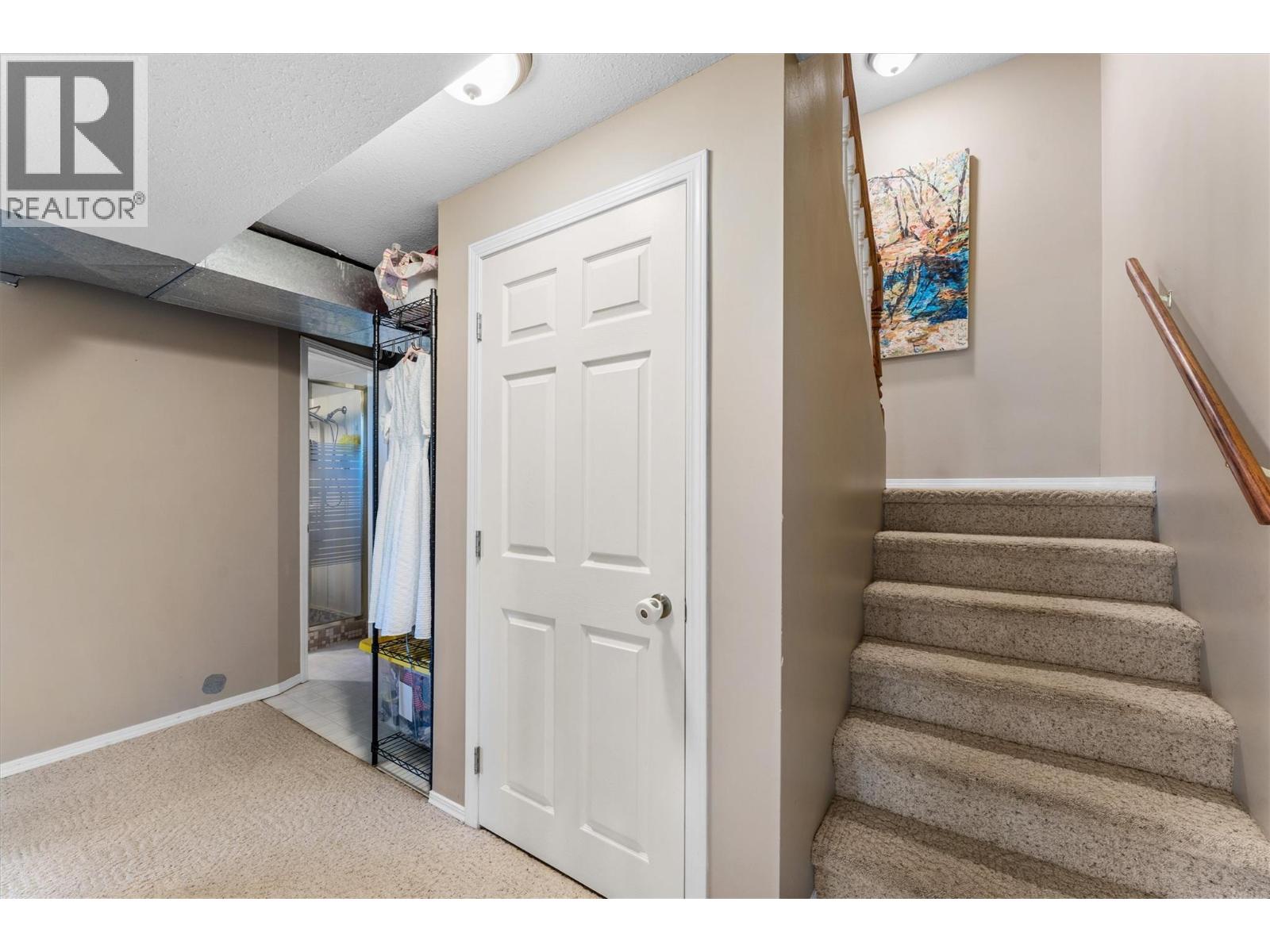 4555 Ottley Road, Lake Country
