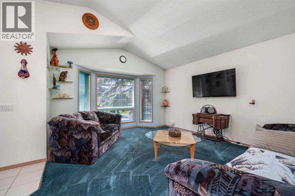 Single Family House 4 Level for Sale in  Martinwood Way NE Martindale Calgary 