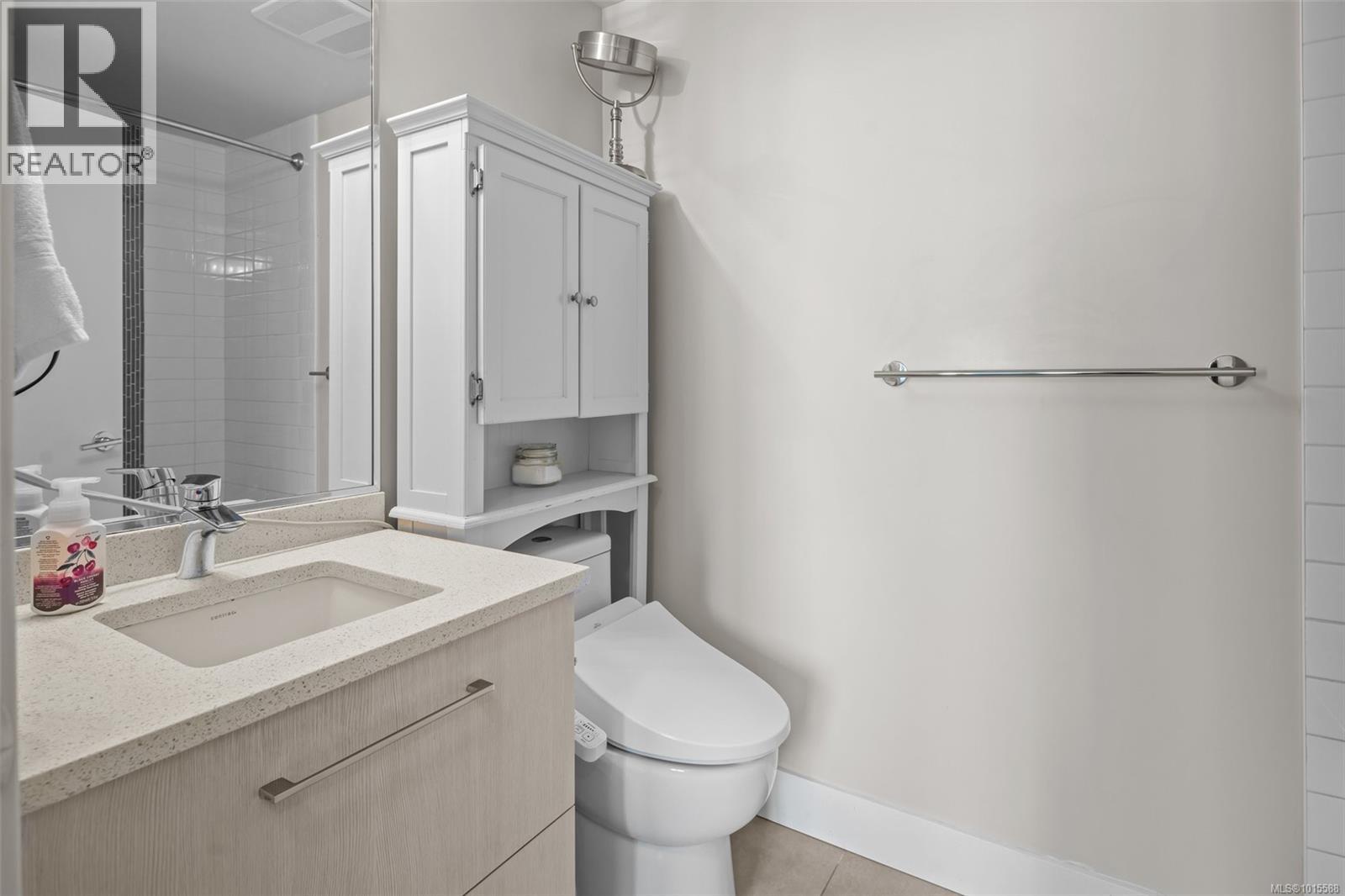 904 1090 Johnson Street, Victoria