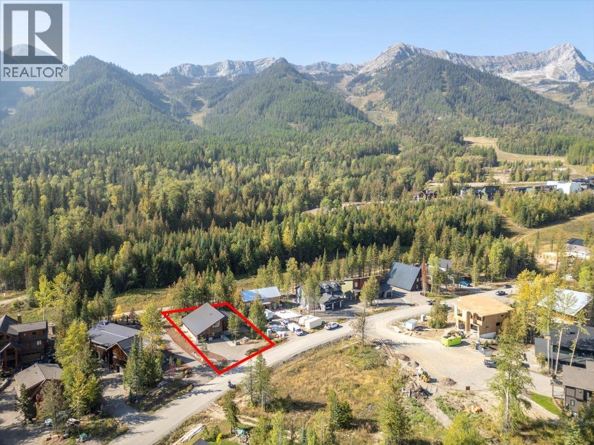 5538 Currie Bowl Way, Fernie