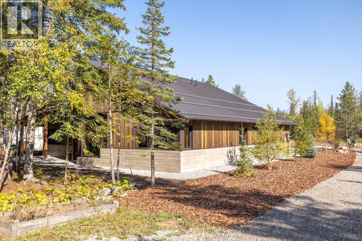 5538 Currie Bowl Way, Fernie