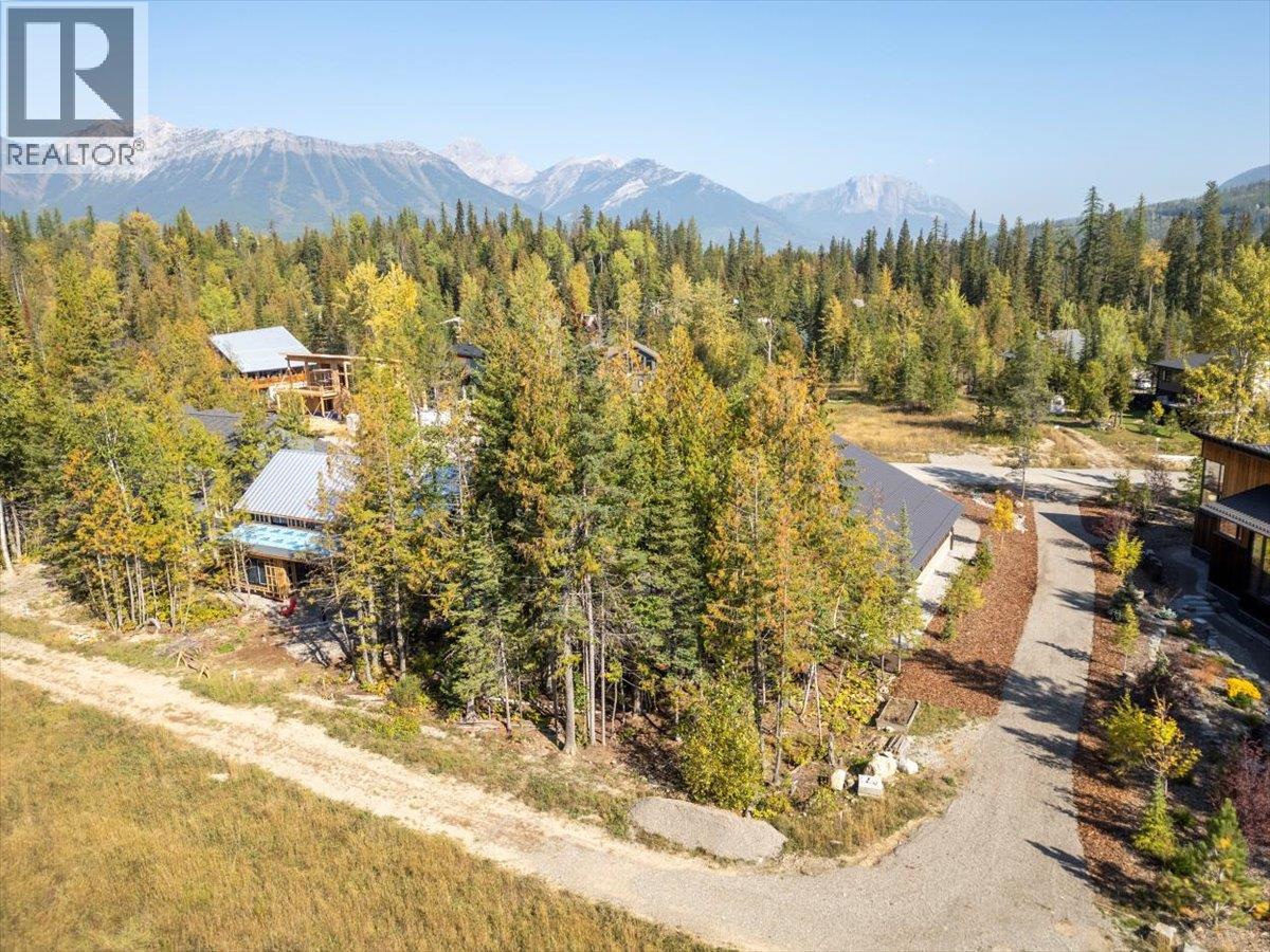 5538 Currie Bowl Way, Fernie