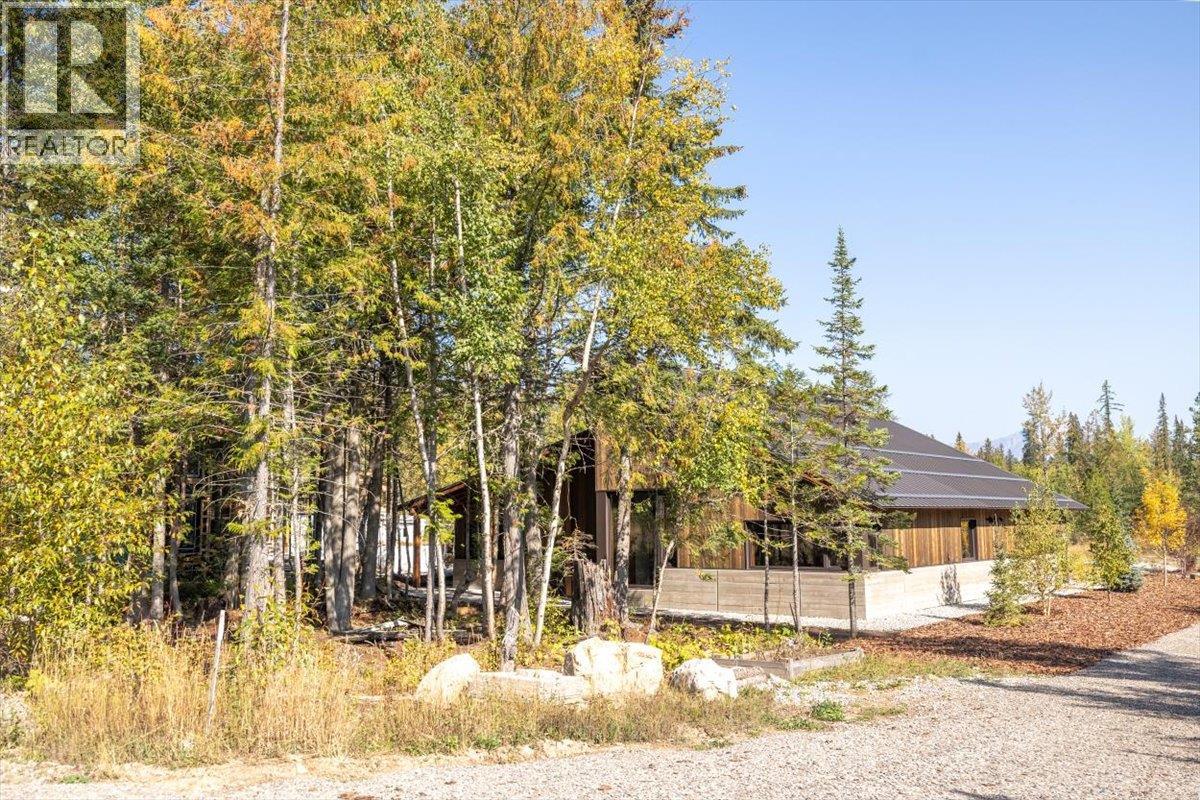 5538 Currie Bowl Way, Fernie