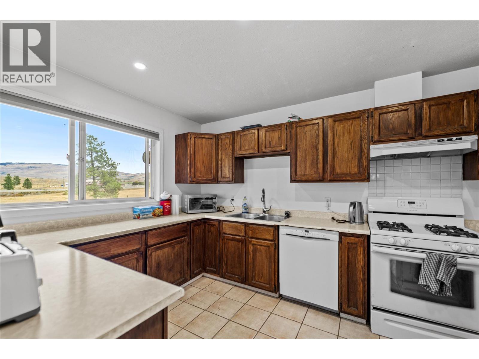 1810 Armstrong Street, Merritt