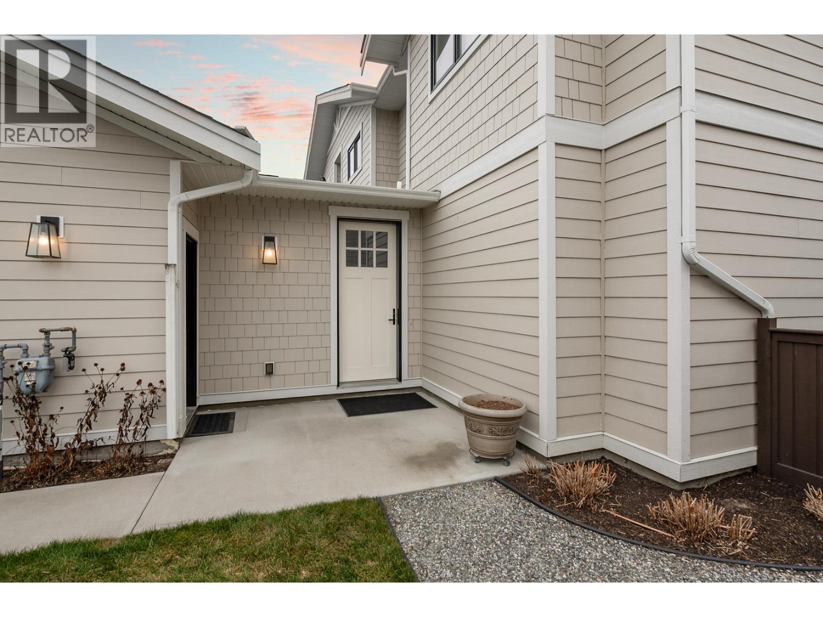 7 1940 KLO Road, Kelowna