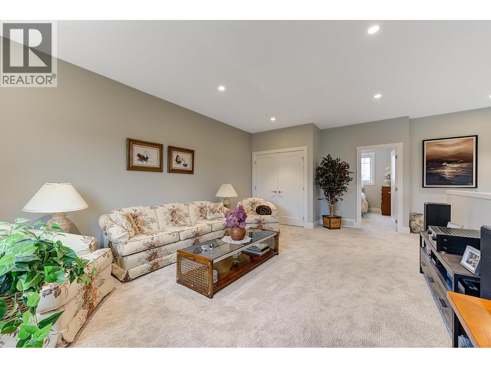 7 1940 KLO Road, Kelowna