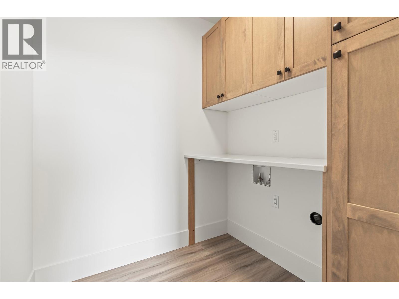  7005/7013 Manning Place, Vernon