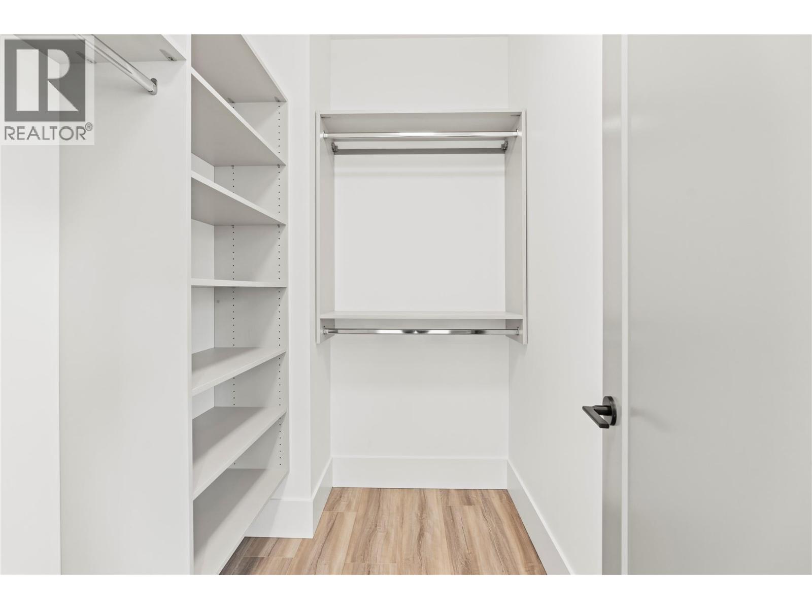  7005/7013 Manning Place, Vernon