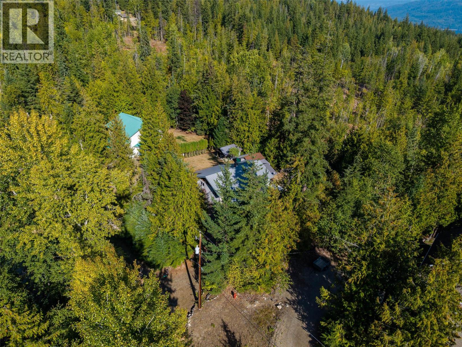 7650 Mountain Drive, Anglemont