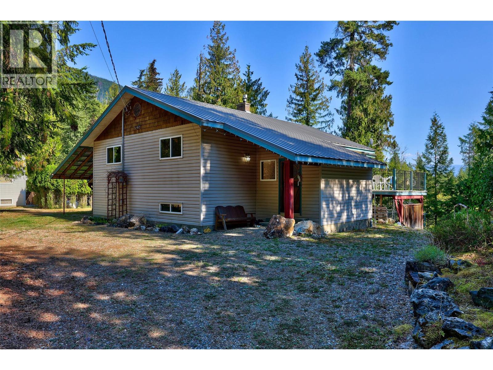 7650 Mountain Drive, Anglemont