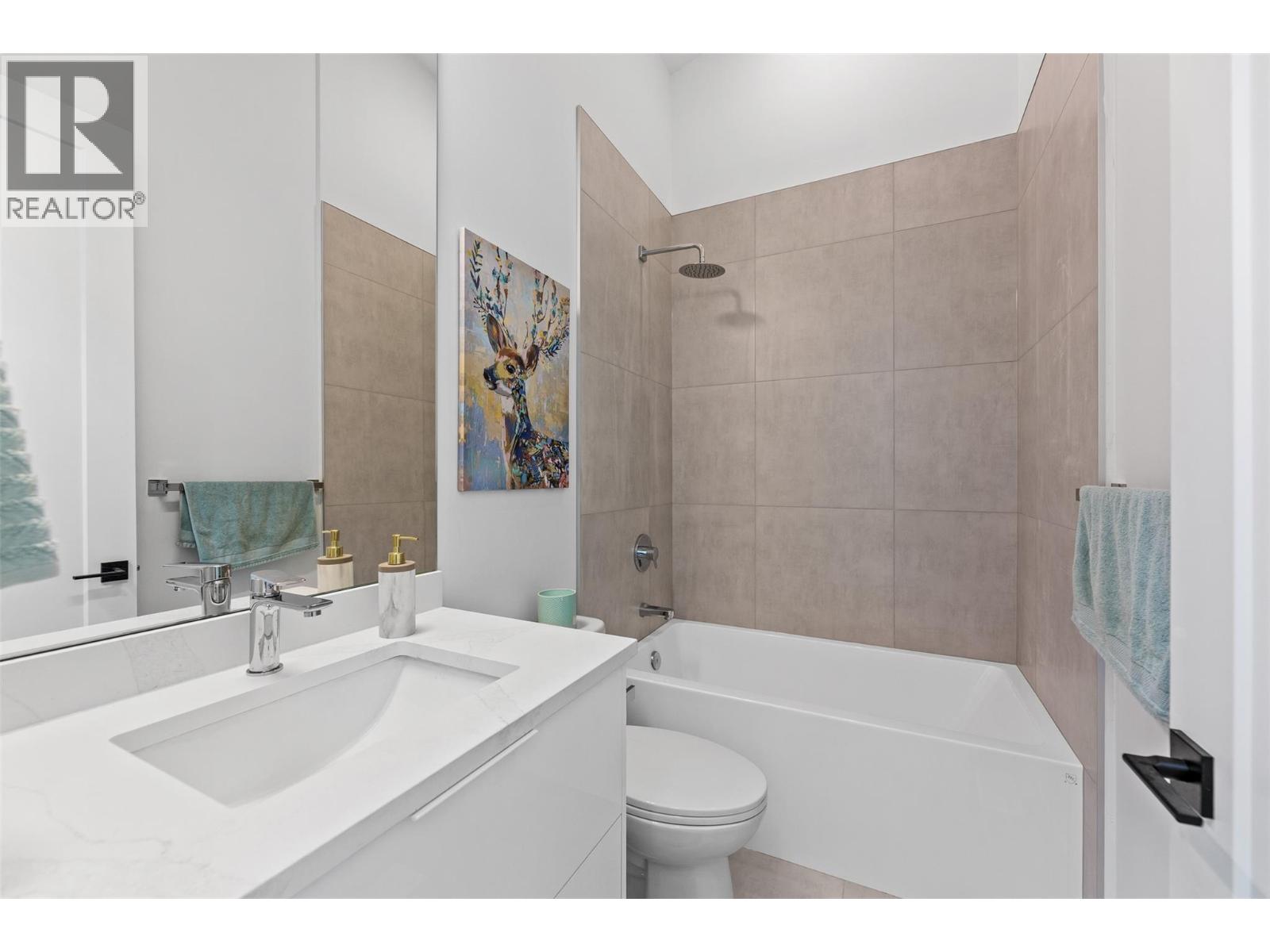 2 787 Lawson Avenue, Kelowna