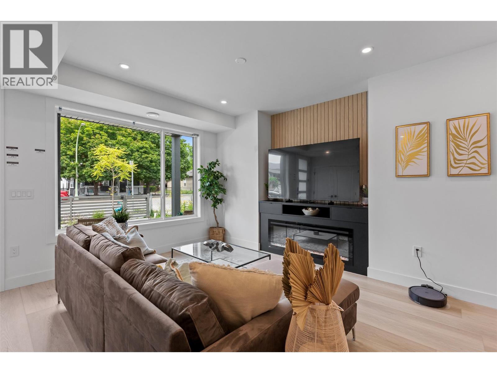 2 787 Lawson Avenue, Kelowna