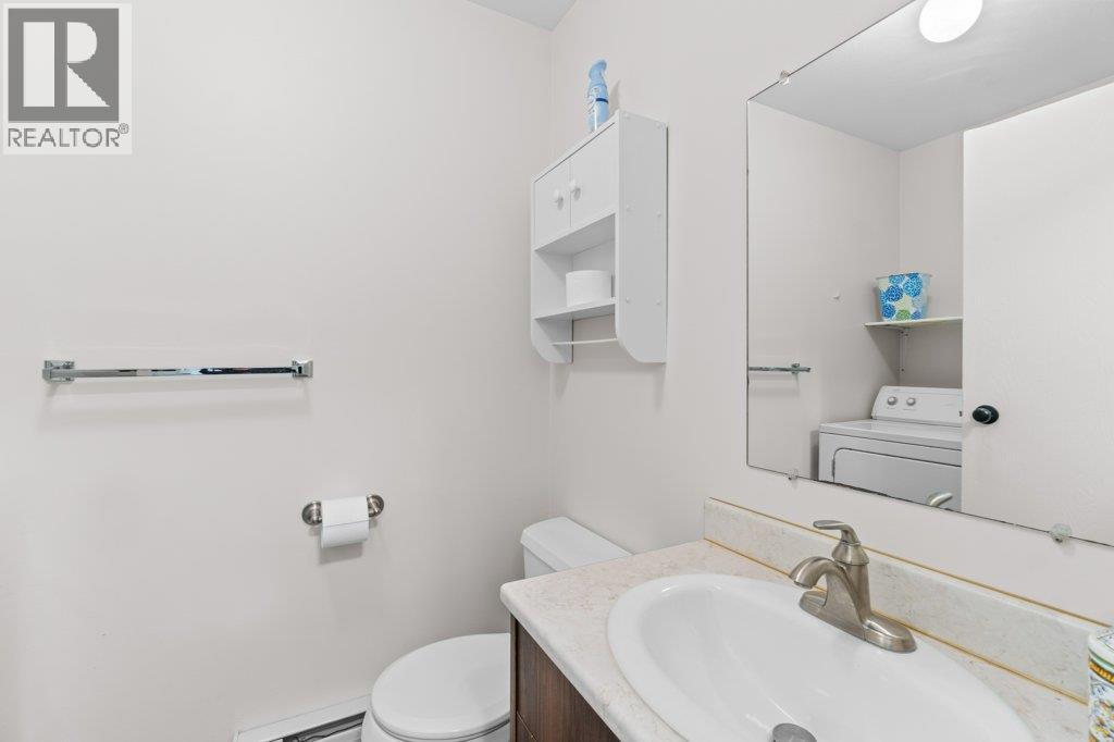  567 24 Street Northeast, Salmon Arm