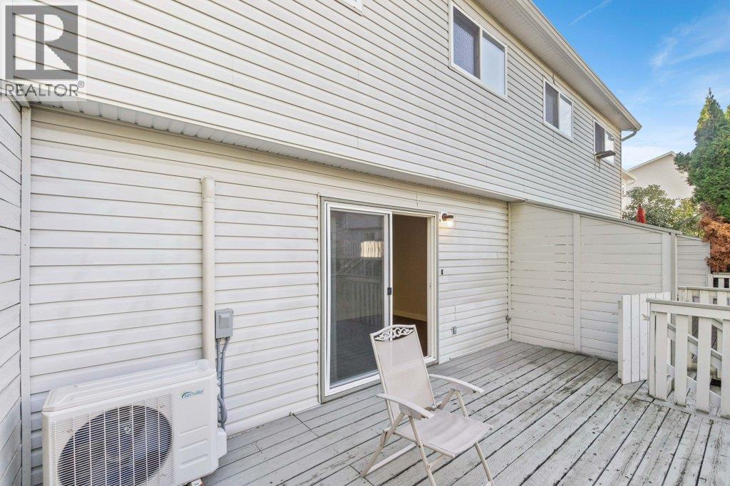  567 24 Street Northeast, Salmon Arm