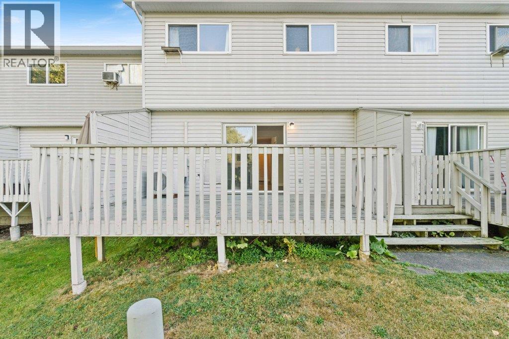  567 24 Street Northeast, Salmon Arm