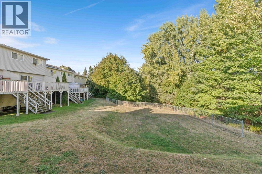  567 24 Street Northeast, Salmon Arm