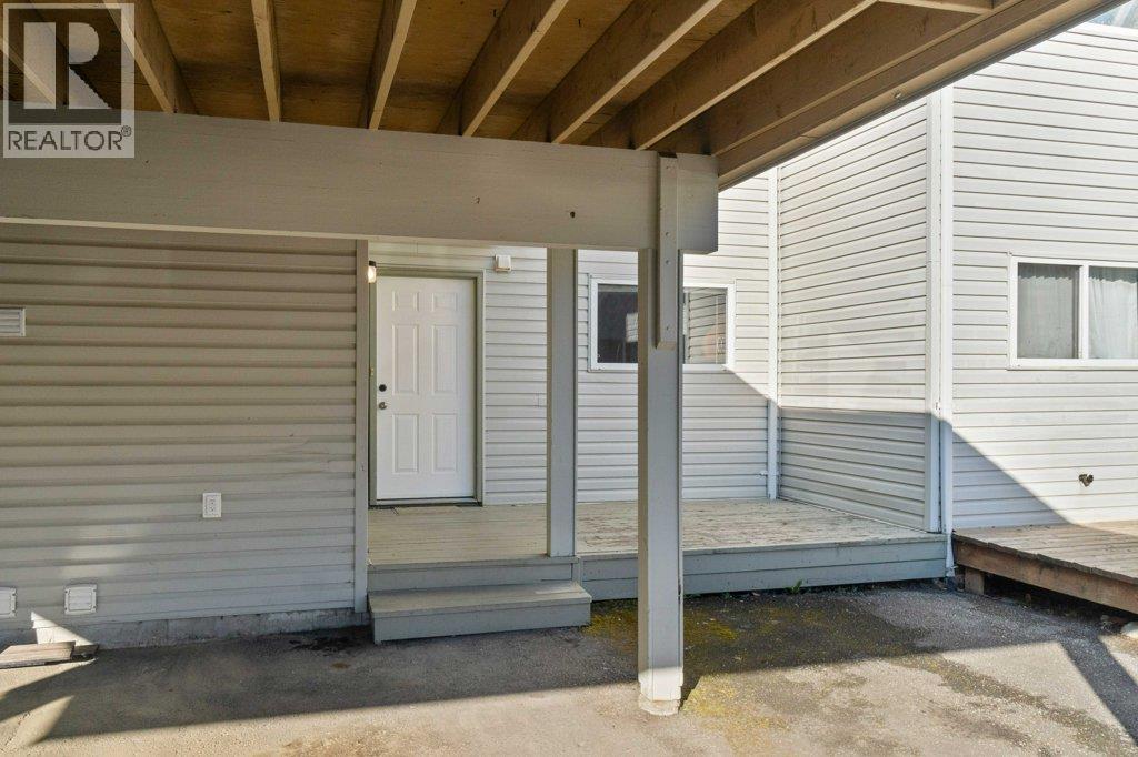  567 24 Street Northeast, Salmon Arm
