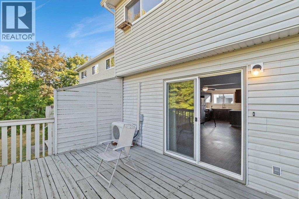  567 24 Street Northeast, Salmon Arm