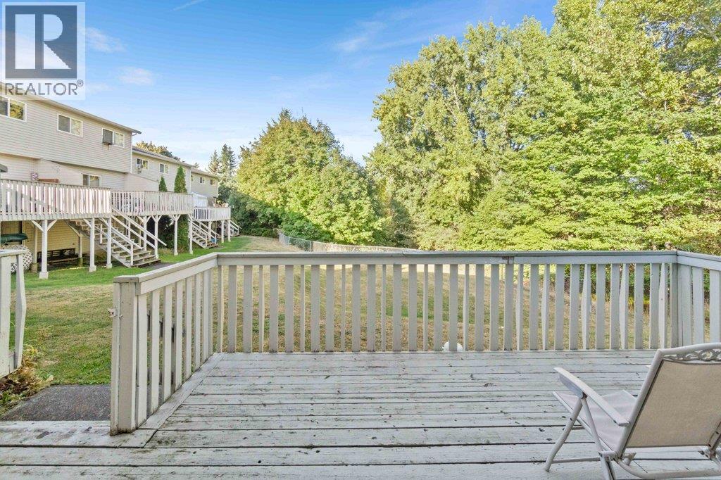  567 24 Street Northeast, Salmon Arm