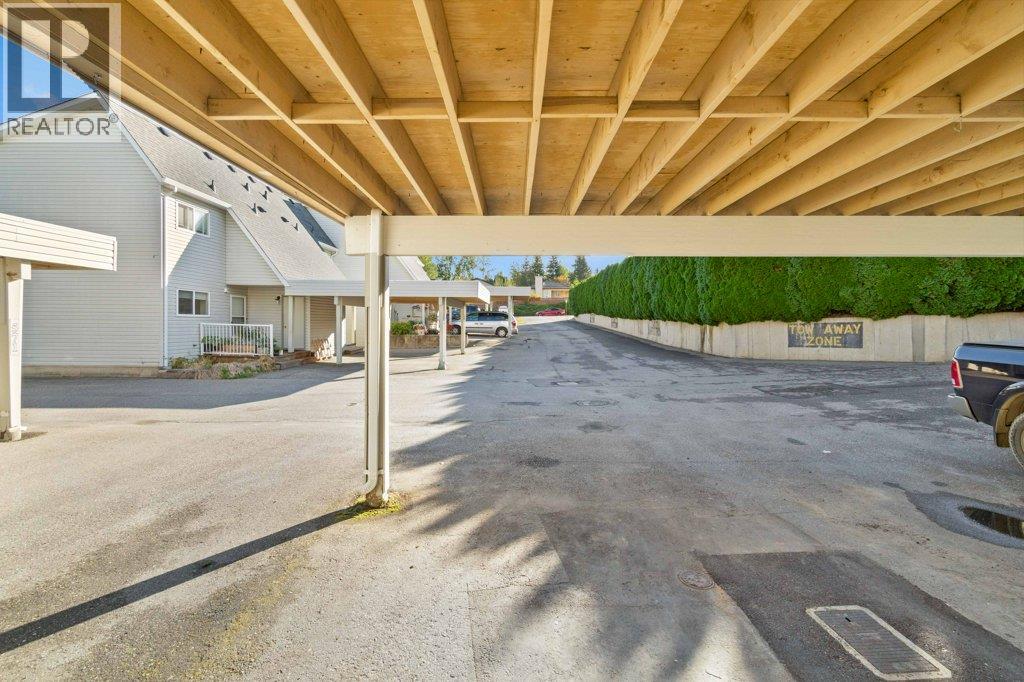  567 24 Street Northeast, Salmon Arm