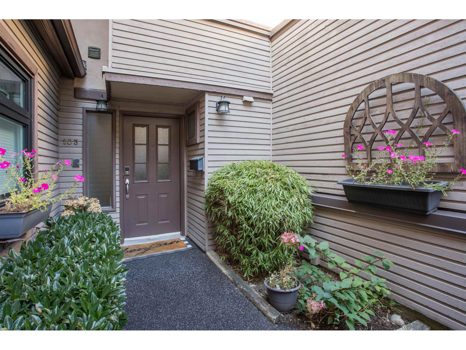 103 12743 16 AVENUE, Surrey