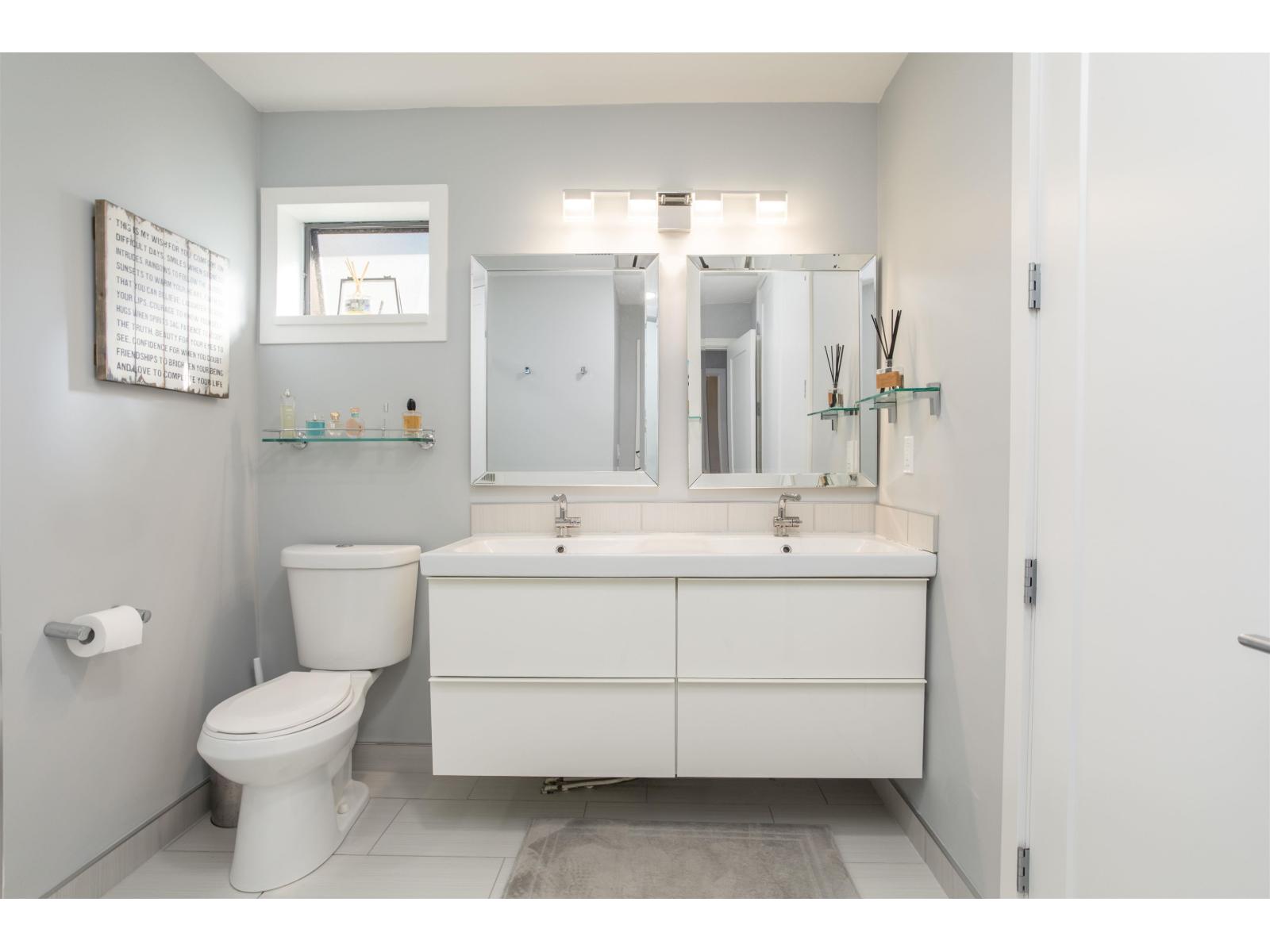 103 12743 16 AVENUE, Surrey