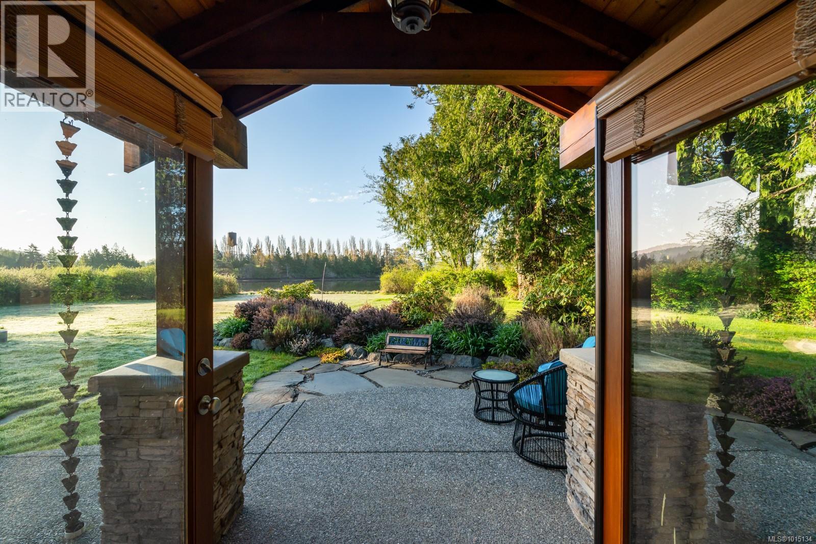  5583 Medberry Close, Sooke