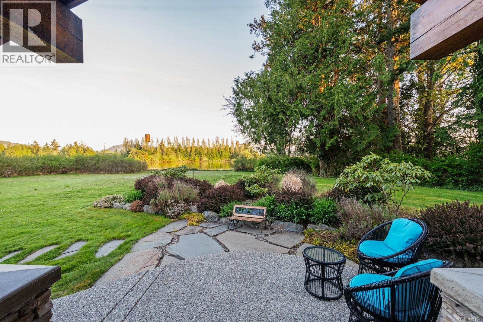  5583 Medberry Close, Sooke