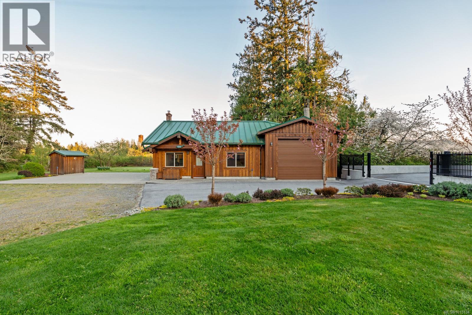 5583 Medberry Close, Sooke