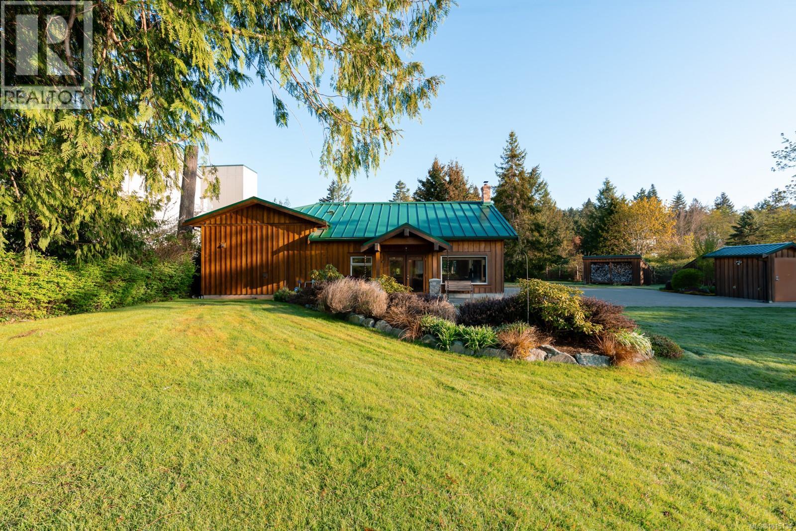  5583 Medberry Close, Sooke