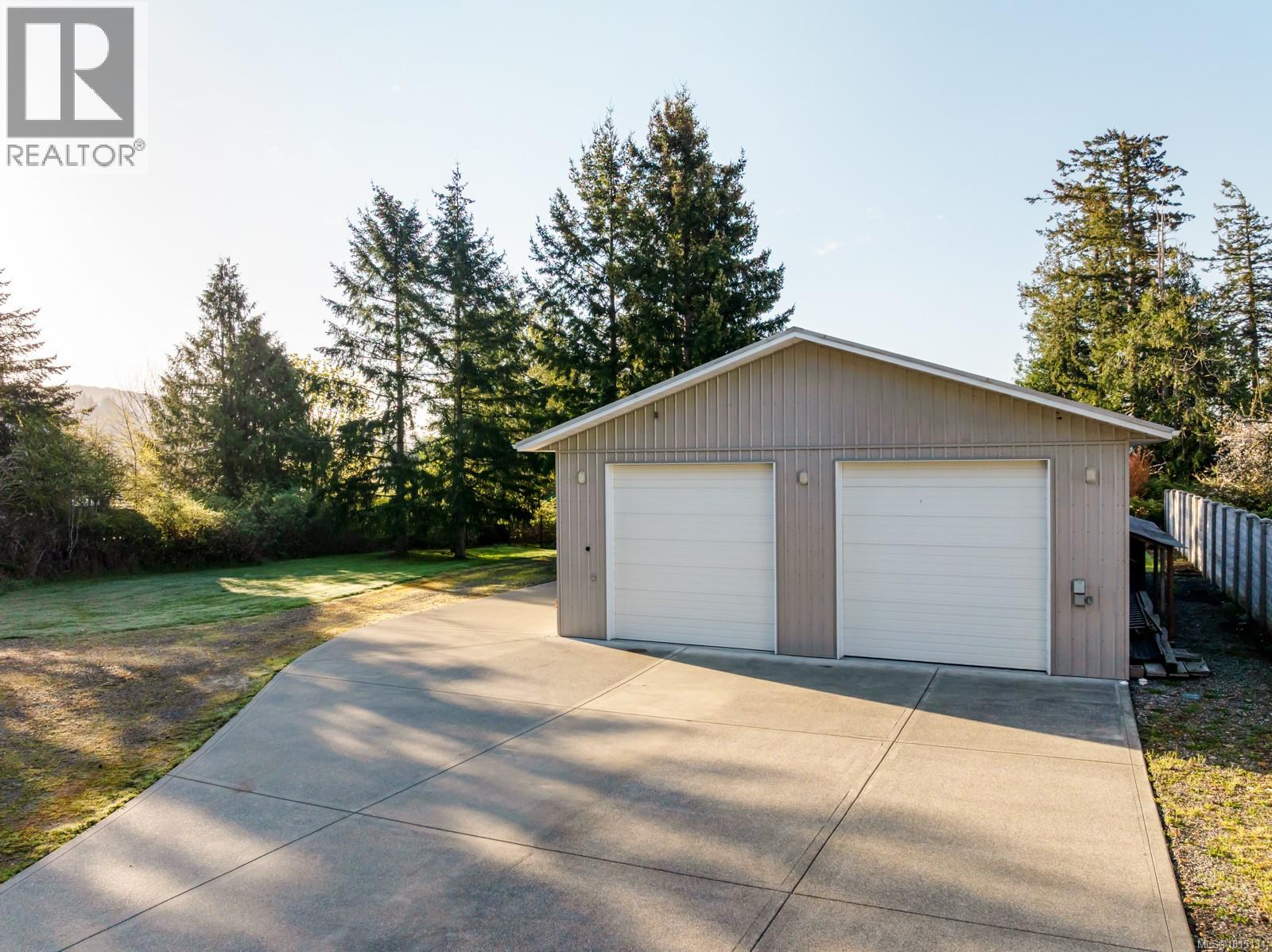  5583 Medberry Close, Sooke