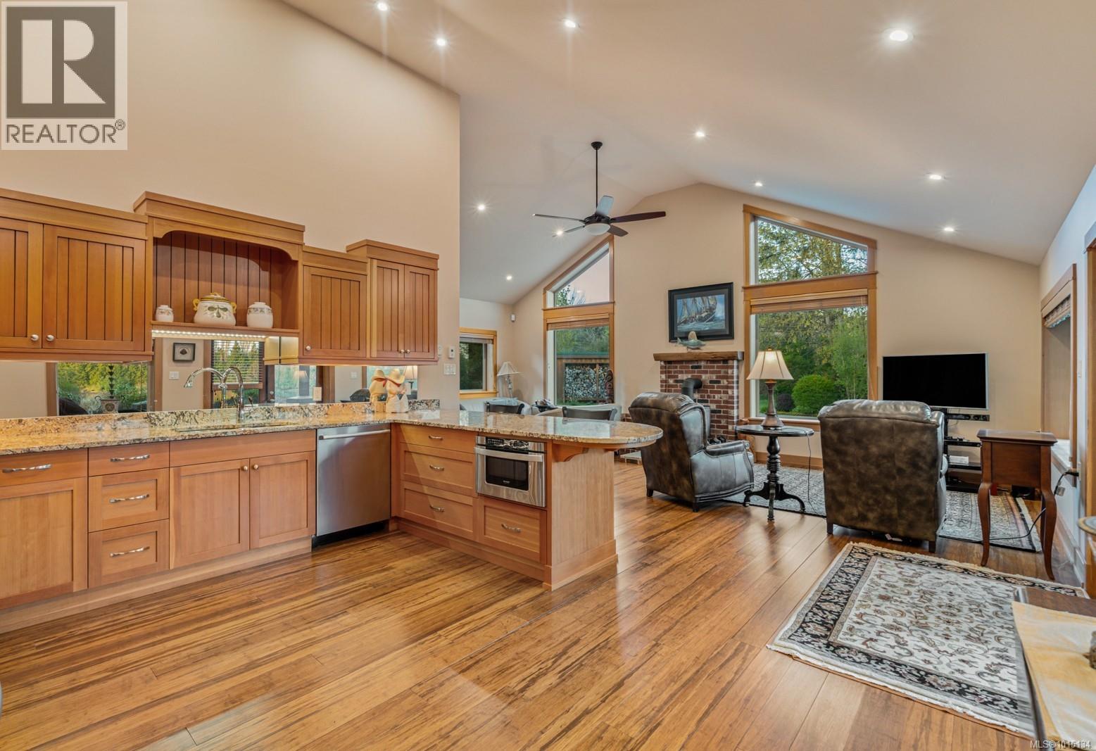  5583 Medberry Close, Sooke