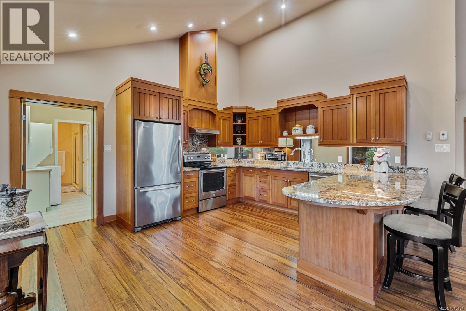  5583 Medberry Close, Sooke