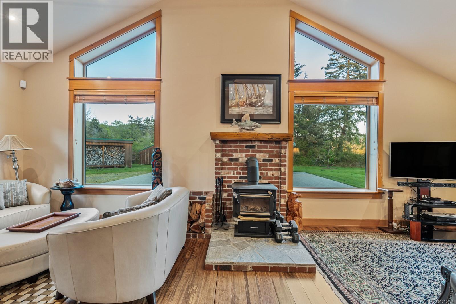  5583 Medberry Close, Sooke