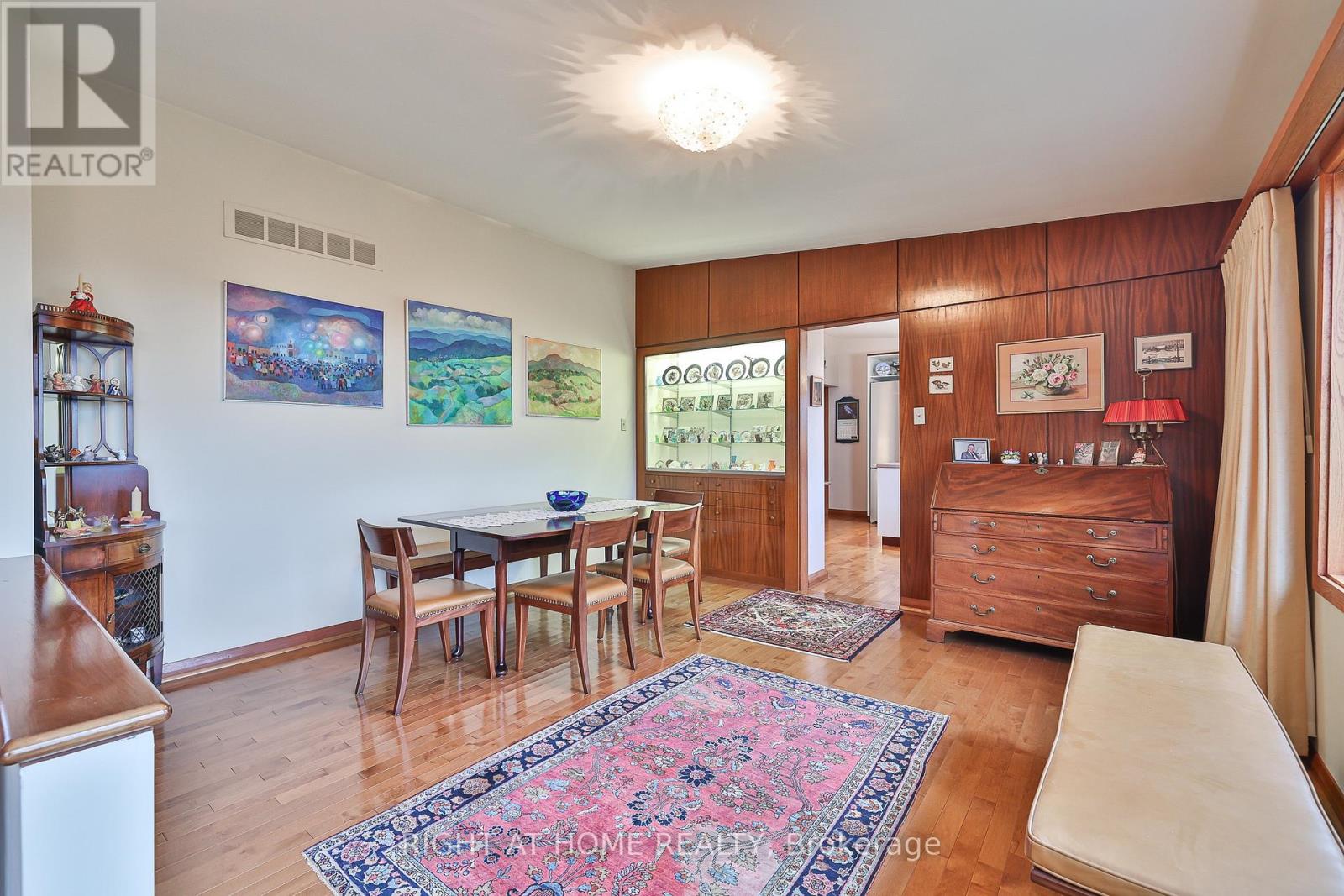 59 HILL CRESCENT - 23